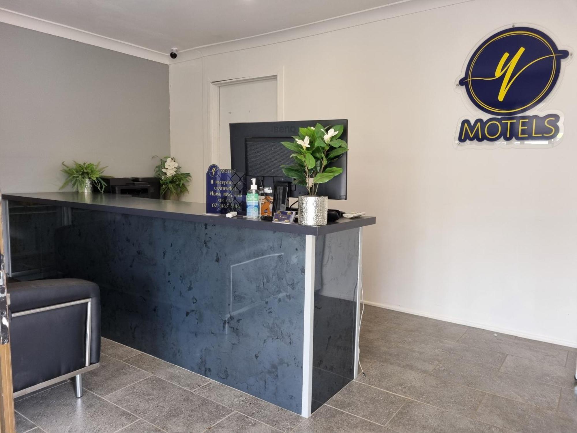 Y Motels Yarraman Екстериор снимка