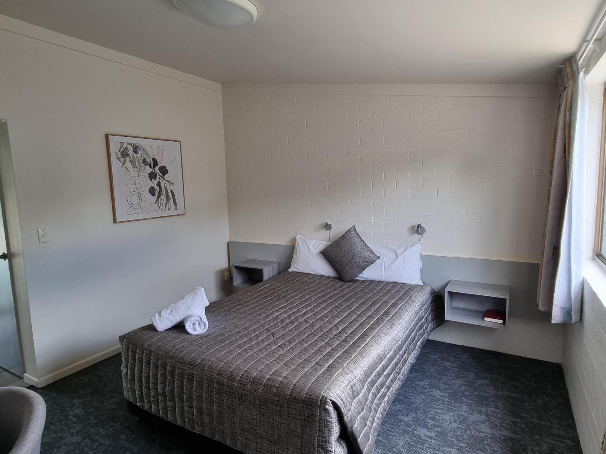 Y Motels Yarraman Екстериор снимка